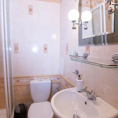 Maya's Flats & 45 - Dluga 18/19 * 格但斯克